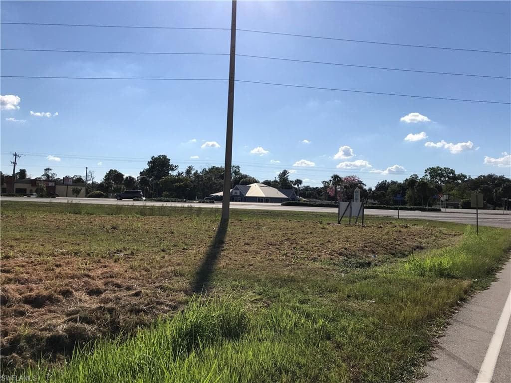 14710 N Cleveland AVE, NORTH FORT MYERS FL 33903-9