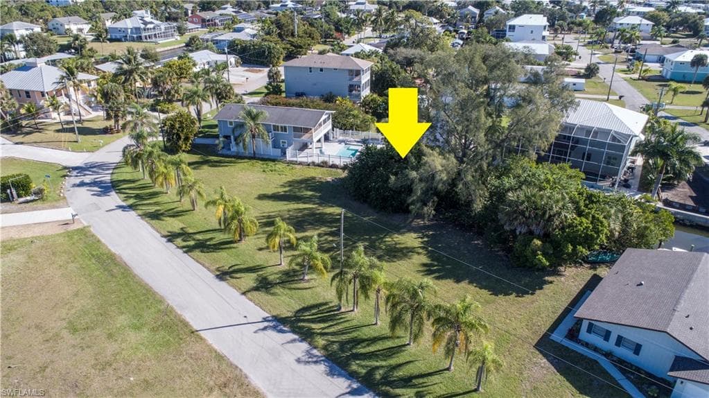 24490 Sailfish ST, BONITA SPRINGS FL 34134-5