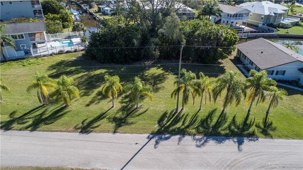 24490 Sailfish ST, BONITA SPRINGS FL 34134-2