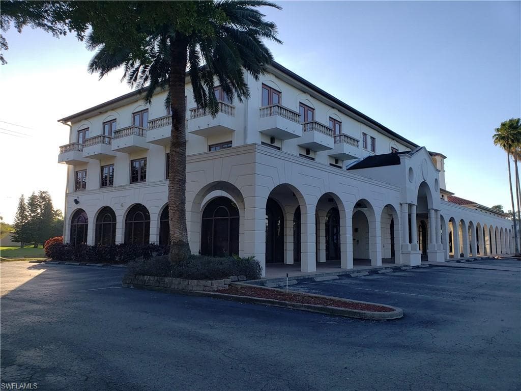 13515 Bell Tower DR, FORT MYERS FL 33907-1