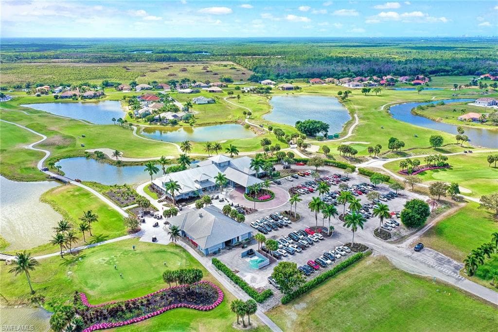 18013 Sandtrap DR, NAPLES FL 34114-13