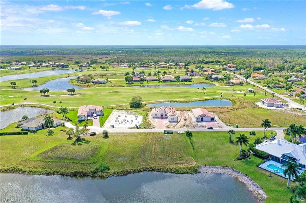 18013 Sandtrap DR, NAPLES FL 34114-17