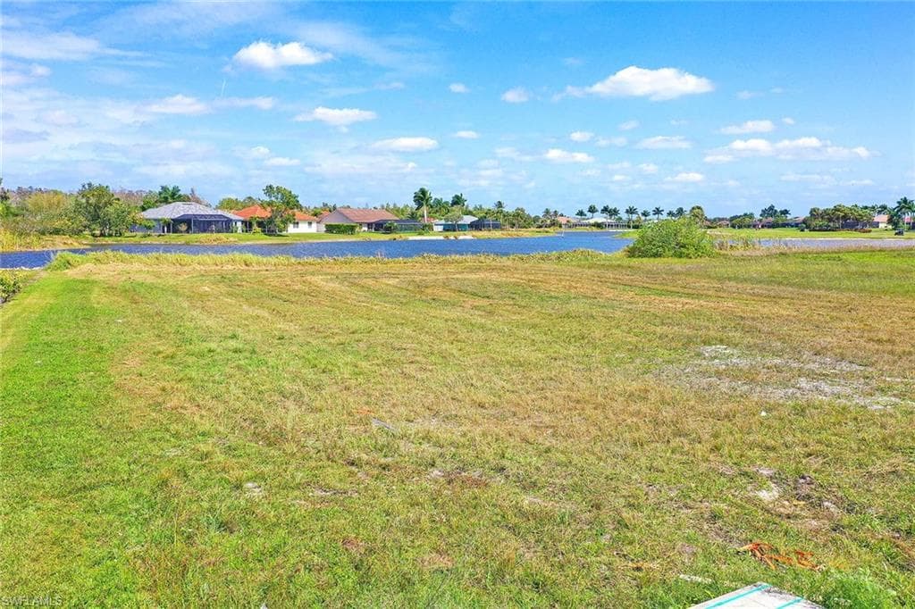 18013 Sandtrap DR, NAPLES FL 34114-20