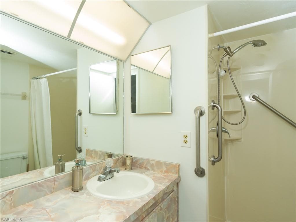 499 Forest Lakes BLVD # 309, NAPLES FL 34105-26
