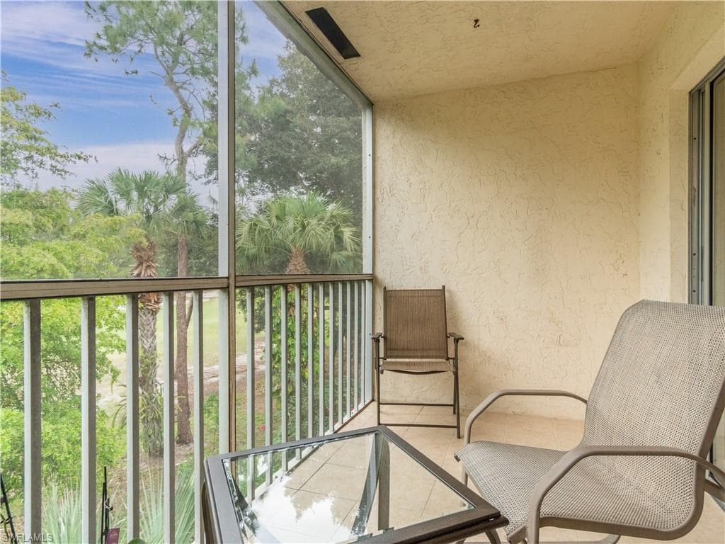 499 Forest Lakes BLVD # 309, NAPLES FL 34105-11