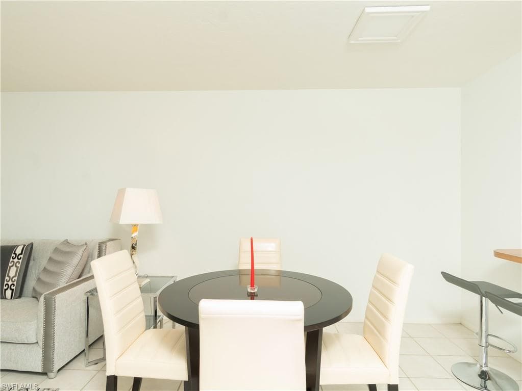 499 Forest Lakes BLVD # 309, NAPLES FL 34105-6