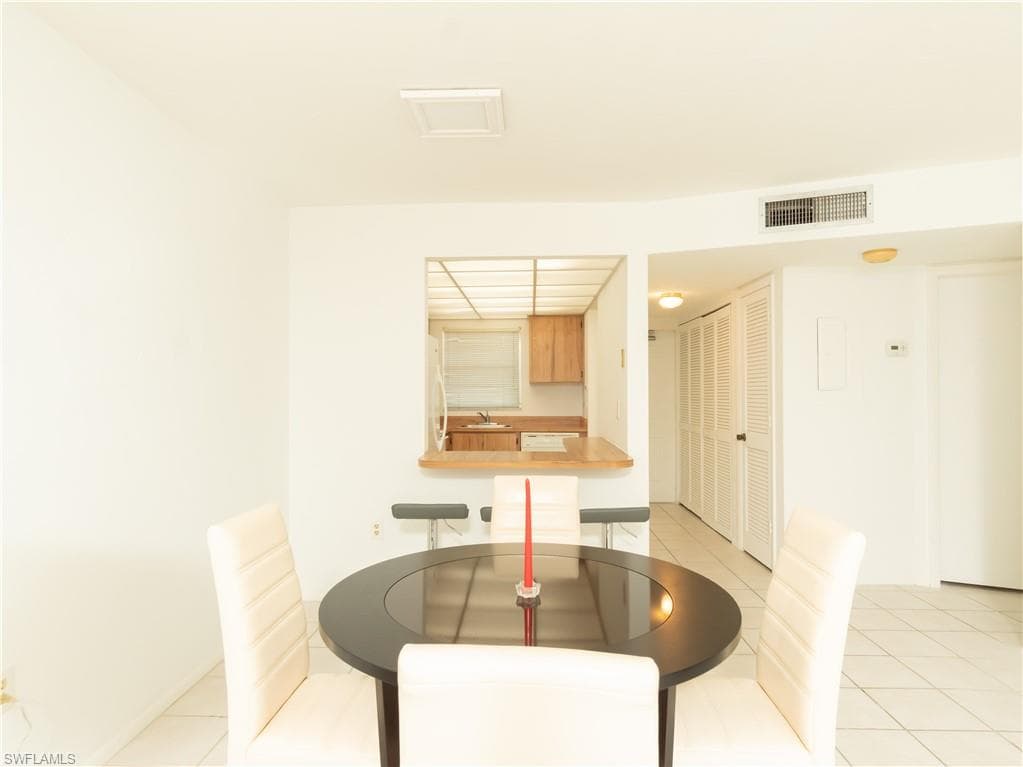499 Forest Lakes BLVD # 309, NAPLES FL 34105-8