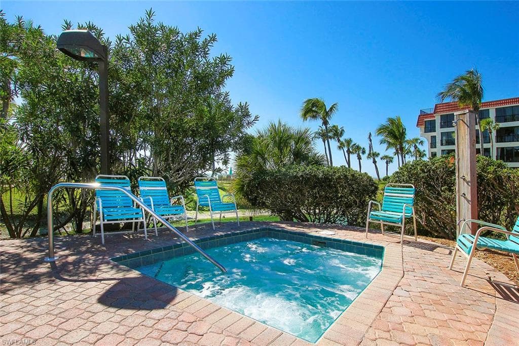 2445 W Gulf DR # A25, SANIBEL FL 33957-24