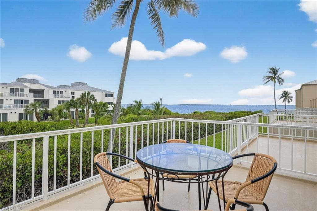 200 Periwinkle WAY 232-25