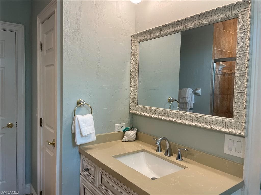 11505 Gore LN, CAPTIVA FL 33924-26