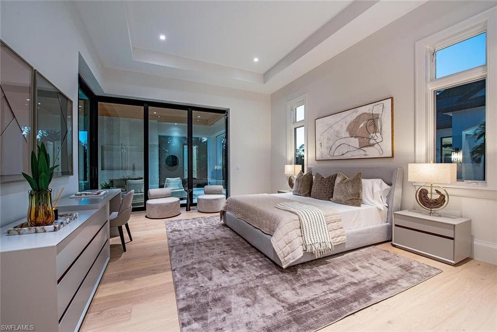 117 West ST, NAPLES FL 34108-19