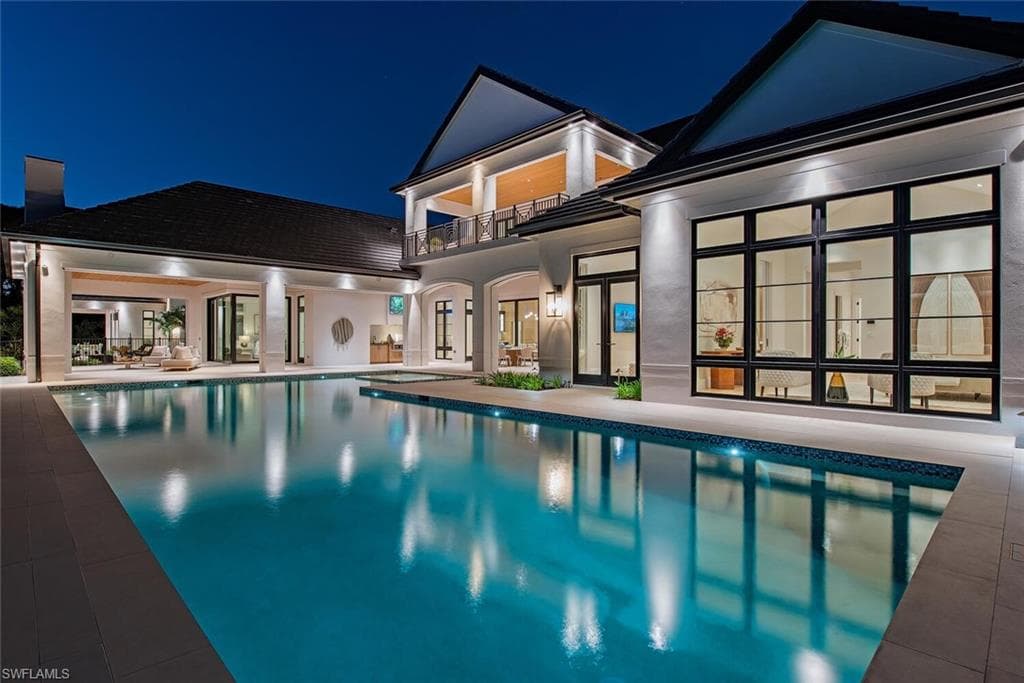 117 West ST, NAPLES FL 34108-3