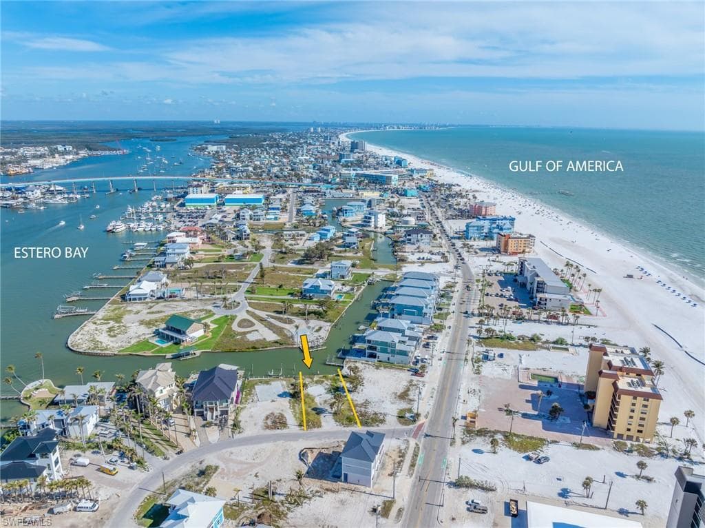 587 Carlos Circle, FORT MYERS BEACH FL 33931-2
