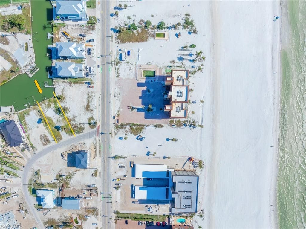 587 Carlos Circle, FORT MYERS BEACH FL 33931-8