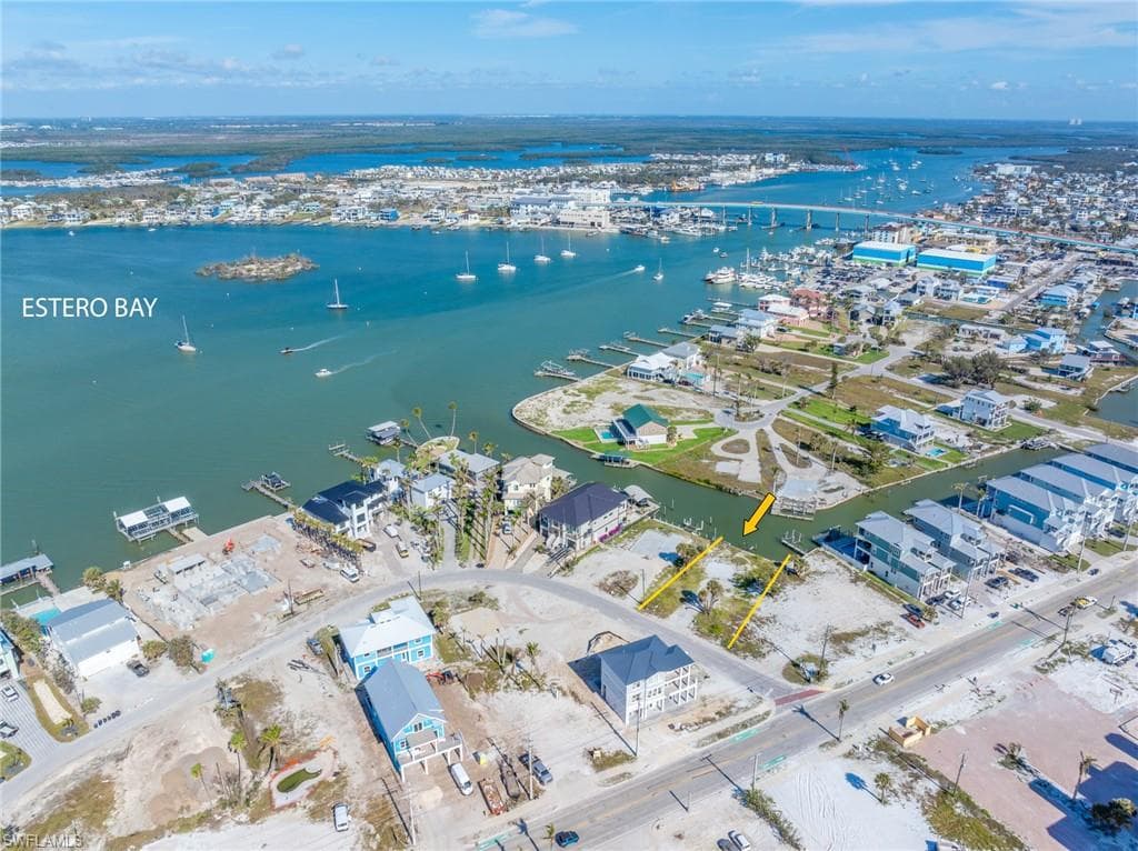 587 Carlos Circle, FORT MYERS BEACH FL 33931-9