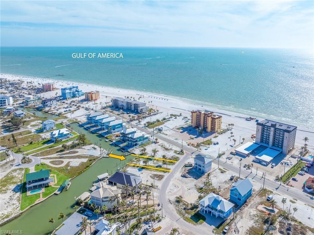 587 Carlos Circle, FORT MYERS BEACH FL 33931-3
