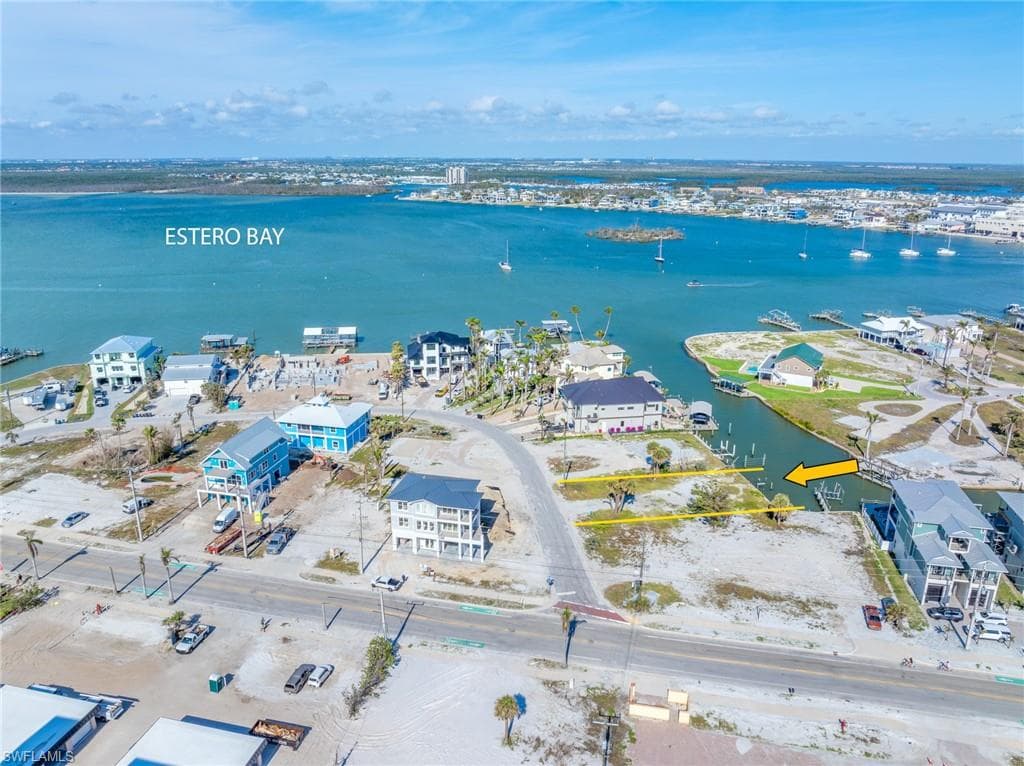587 Carlos Circle, FORT MYERS BEACH FL 33931-7