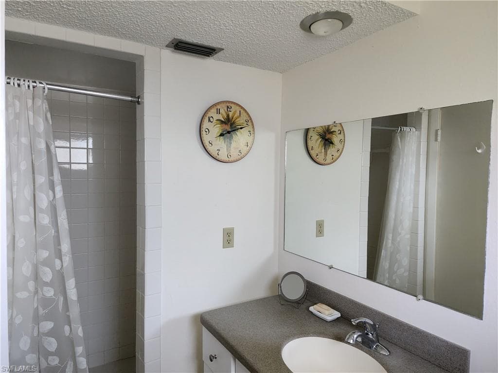 7400 College PKWY # 67C, FORT MYERS FL 33907-13