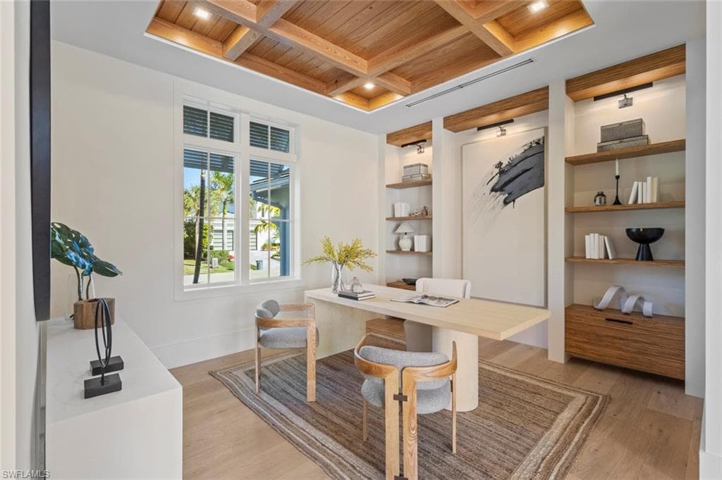 508 16th AVE S, NAPLES FL 34102-2