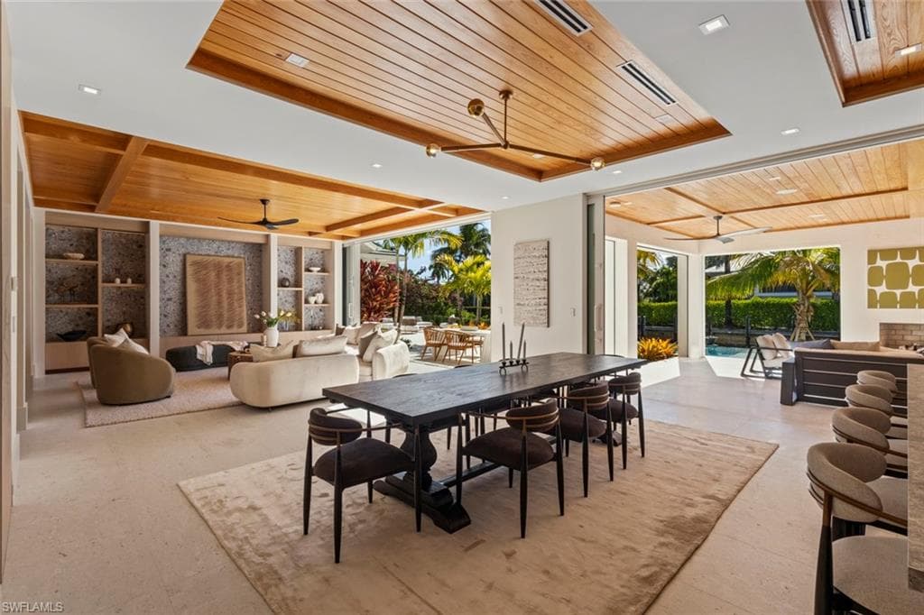 508 16th AVE S, NAPLES FL 34102-7