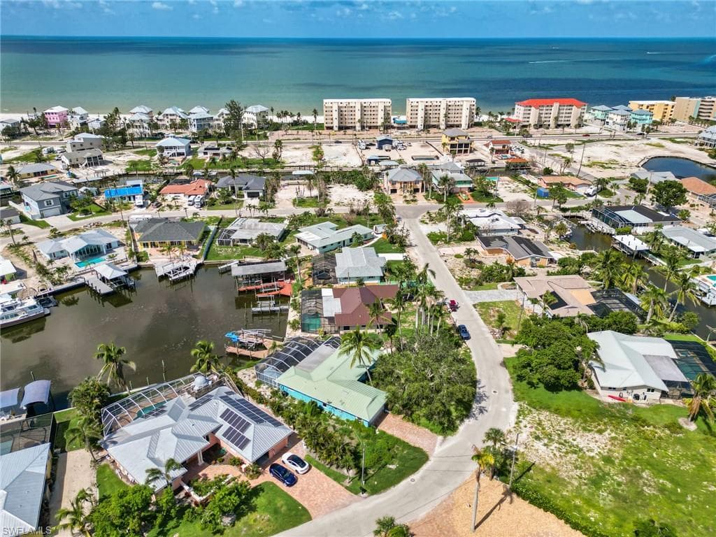 230 Randy LN, FORT MYERS BEACH FL 33931-8