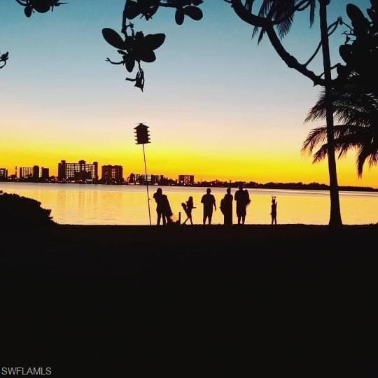 947 San Carlos DR, FORT MYERS BEACH FL 33931-6