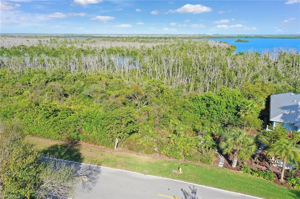780 Whiskey Creek DR, MARCO ISLAND FL 34145-5