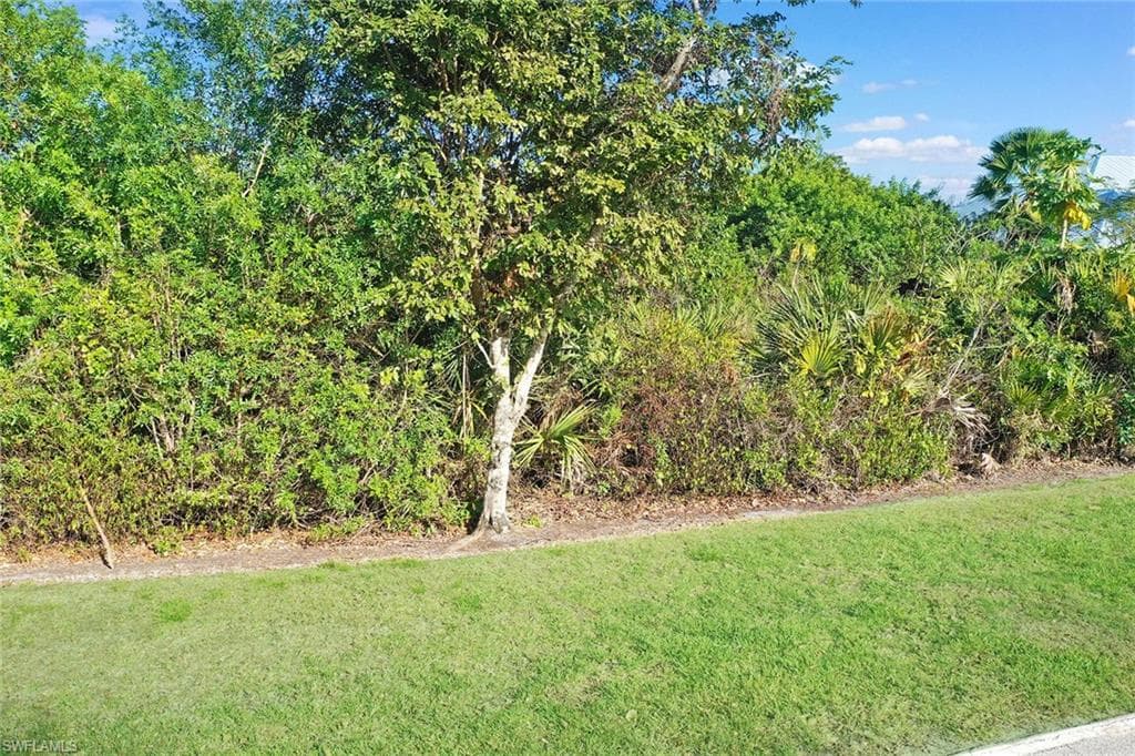 780 Whiskey Creek DR, MARCO ISLAND FL 34145-7