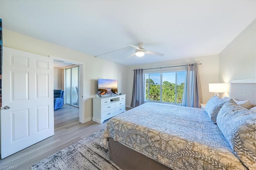 15161 Cedarwood LN # 1505, NAPLES FL 34110-16