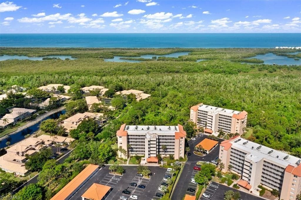 15161 Cedarwood LN # 1505, NAPLES FL 34110-29