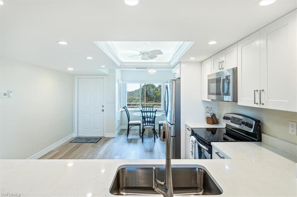 15161 Cedarwood LN # 1505, NAPLES FL 34110-13