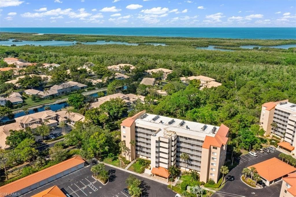 15161 Cedarwood LN # 1505, NAPLES FL 34110-30