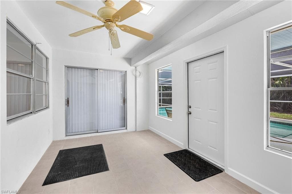 4688 Pembrooke LN, BONITA SPRINGS FL 34134-11