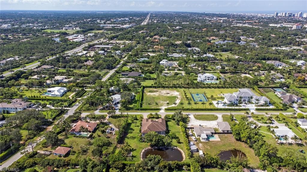 179 Mahogany DR, NAPLES FL 34108-26