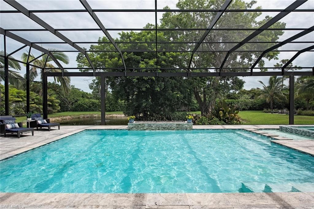 179 Mahogany DR, NAPLES FL 34108-1