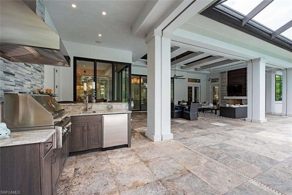 179 Mahogany DR, NAPLES FL 34108-6