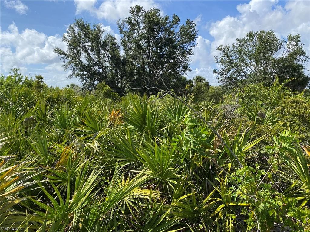 306 Baytree DR, ROTONDA WEST FL 33947-1