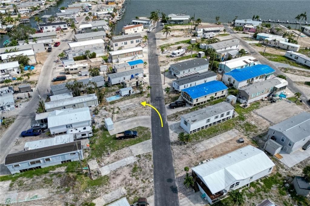 11 Helen LN, FORT MYERS BEACH FL 33931-6