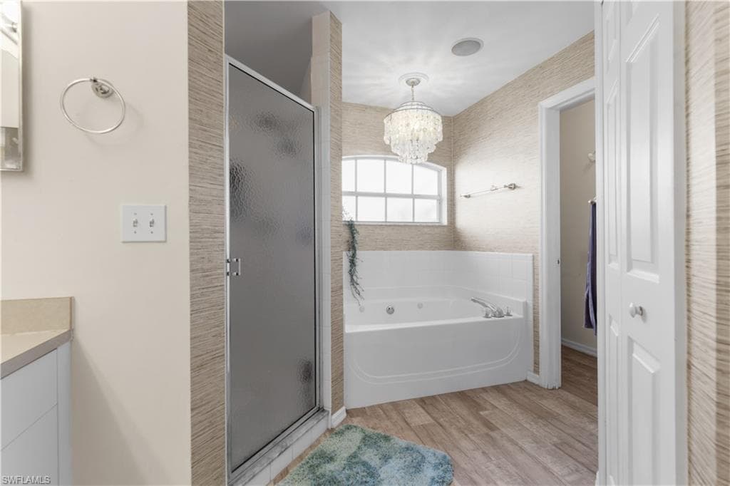 11568 Forest Mere DR, BONITA SPRINGS FL 34135-9