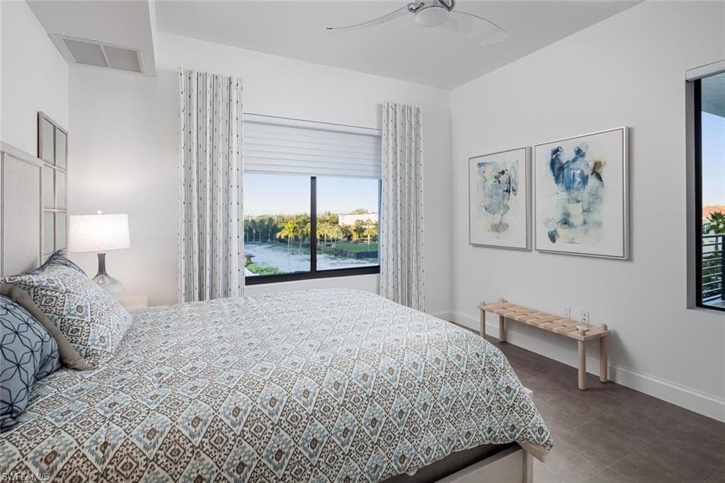 1111 Central AVE # 412, NAPLES FL 34102-12