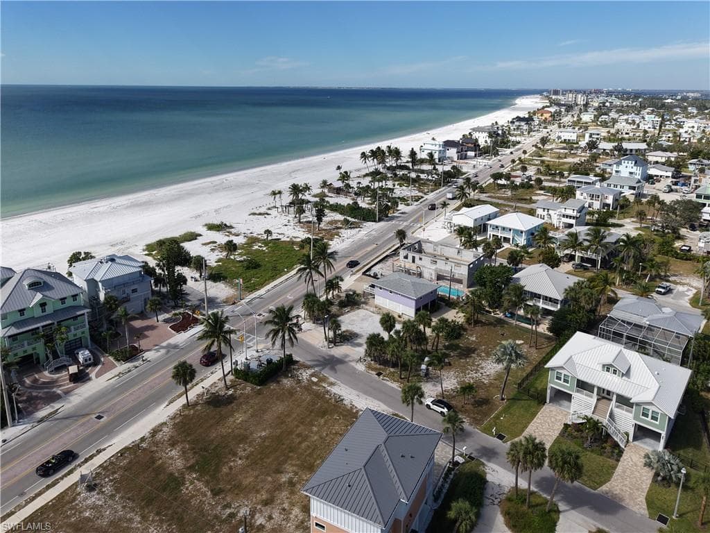 103-105 Hercules DR, FORT MYERS BEACH FL 33931-25