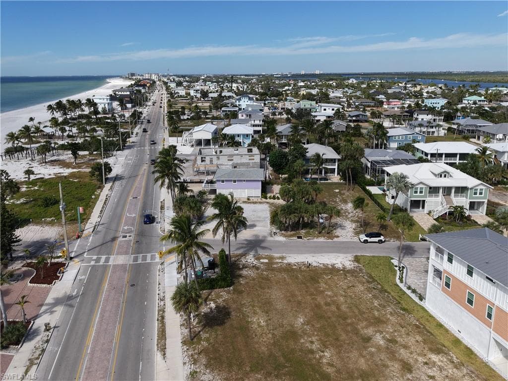 103-105 Hercules DR, FORT MYERS BEACH FL 33931-44