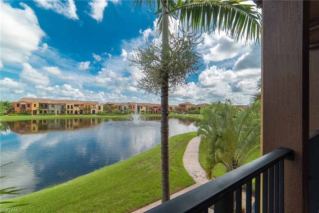 11907 Adoncia WAY # 3005, FORT MYERS FL 33912-18