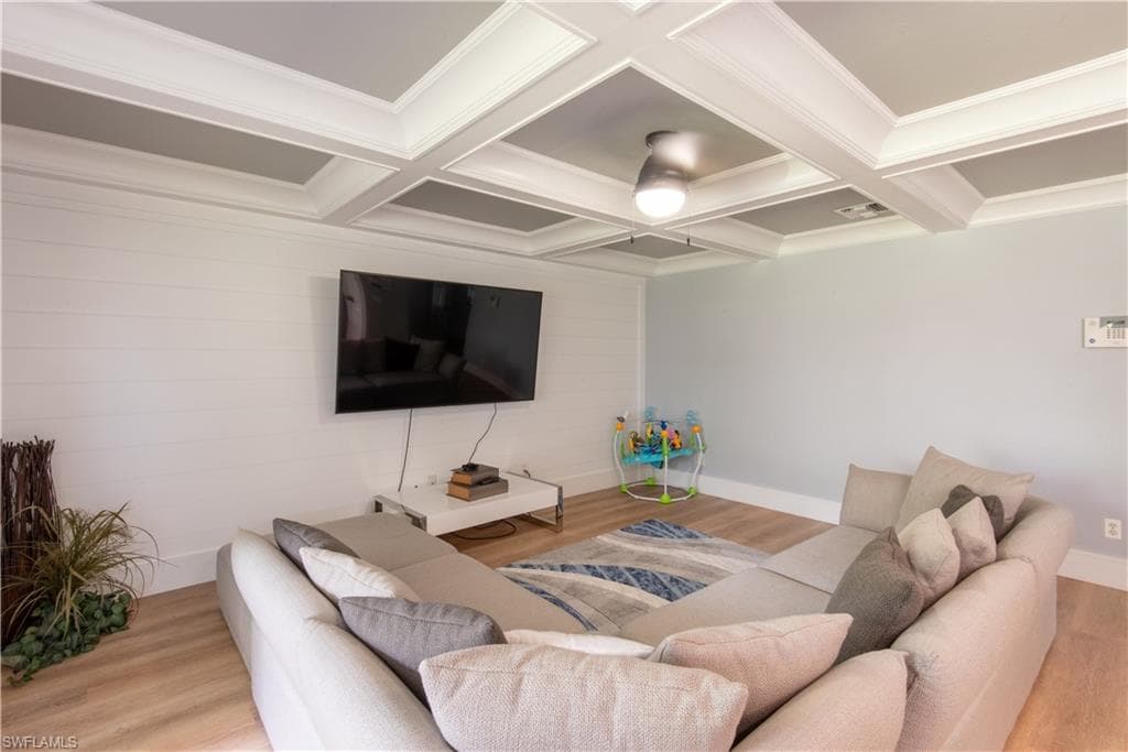 1509 Junior CT, LEHIGH ACRES FL 33971-4