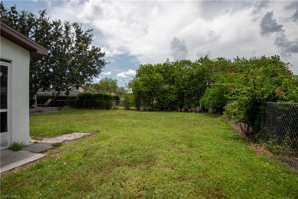 1509 Junior CT, LEHIGH ACRES FL 33971-34