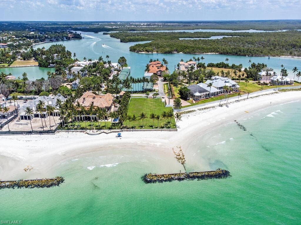 4550 GORDON DR, NAPLES FL 34102-10