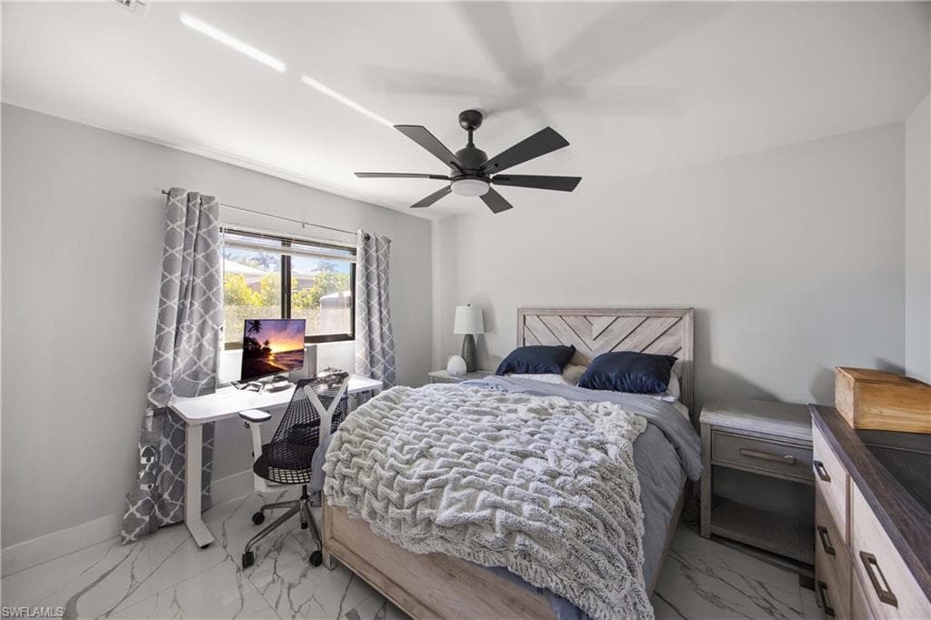 1890 Oakes BLVD, NAPLES FL 34119-14