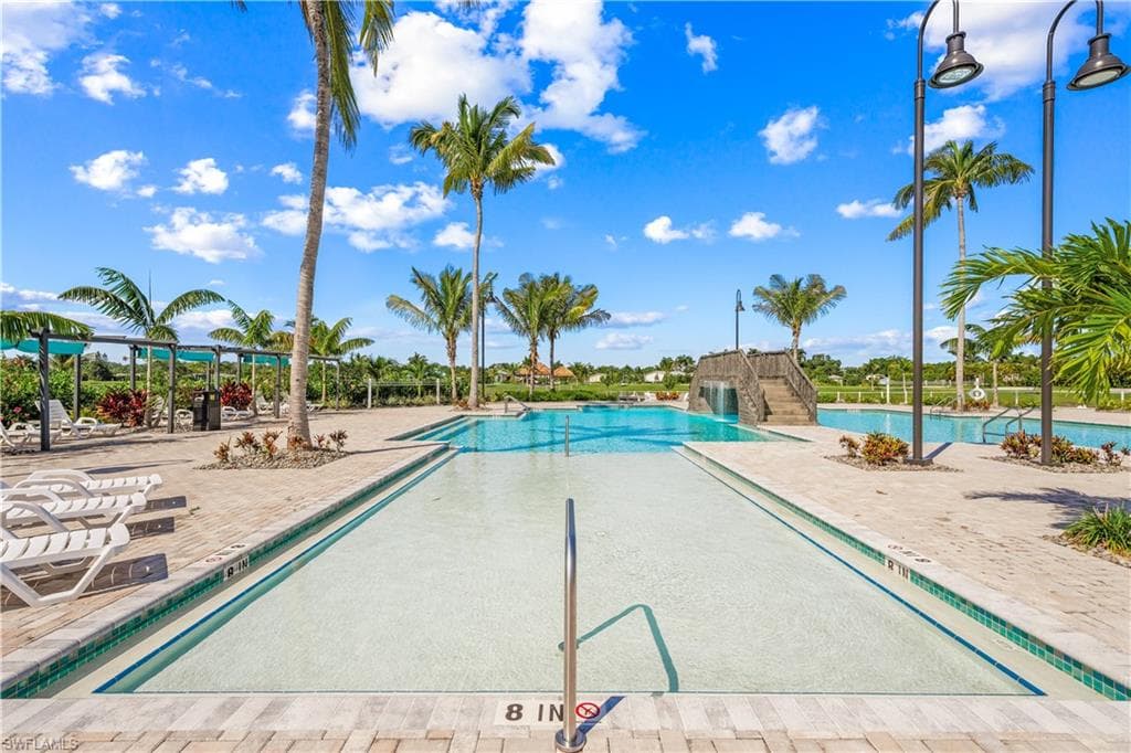5471 Laguna Caribe CIR, FORT MYERS FL 33905-12