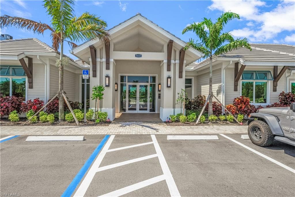5471 Laguna Caribe CIR, FORT MYERS FL 33905-2