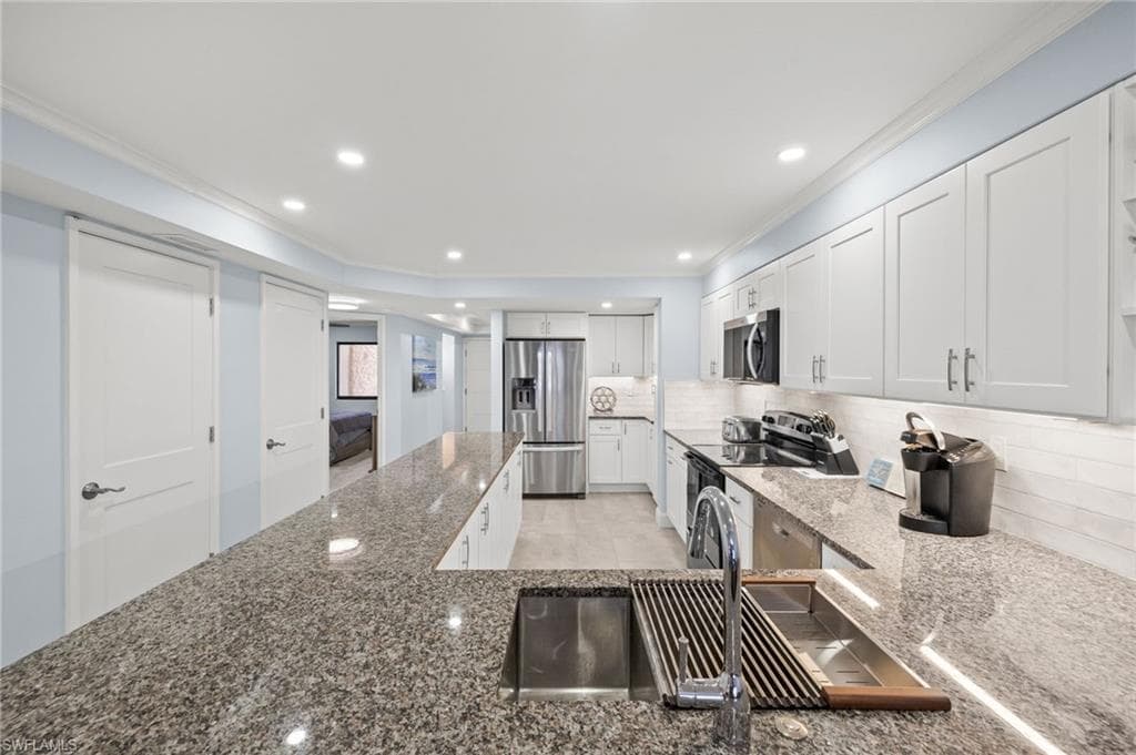 2445 W Gulf DR # E6, SANIBEL FL 33957-5